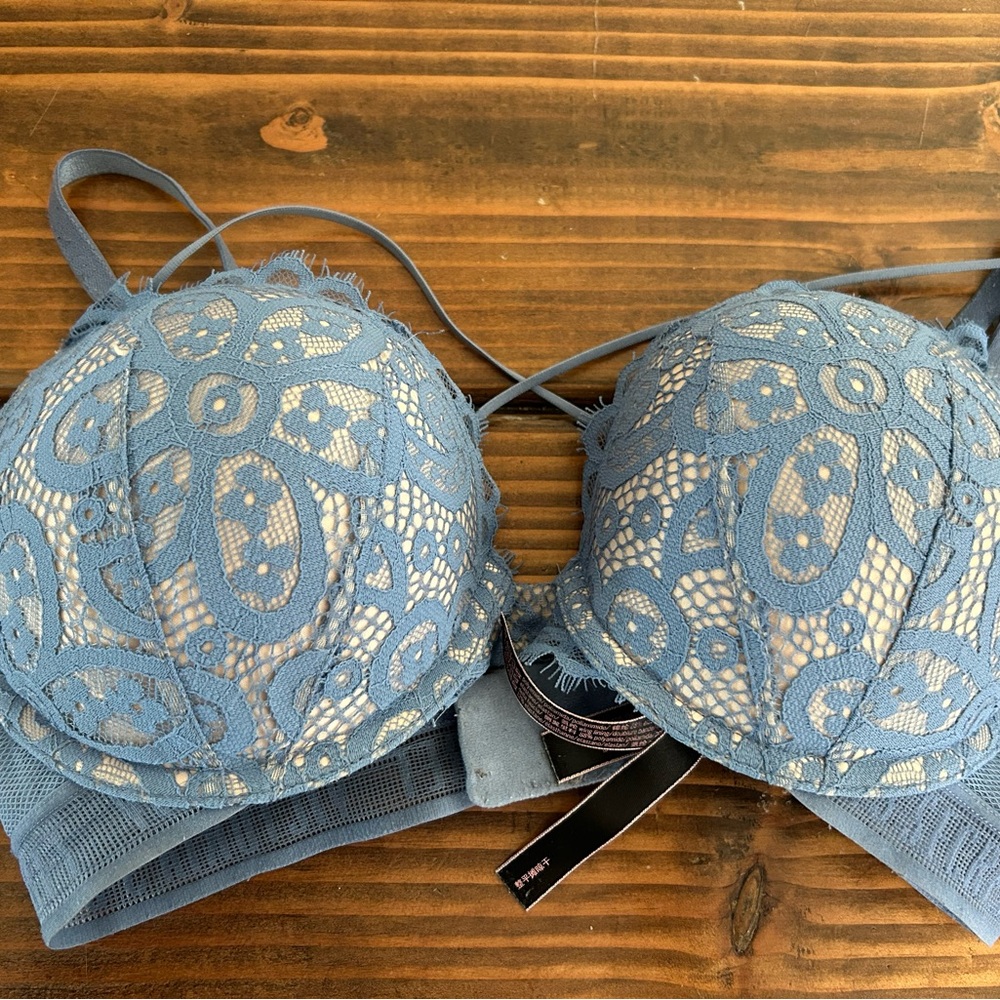 Victoria Secret Bombshell Bra